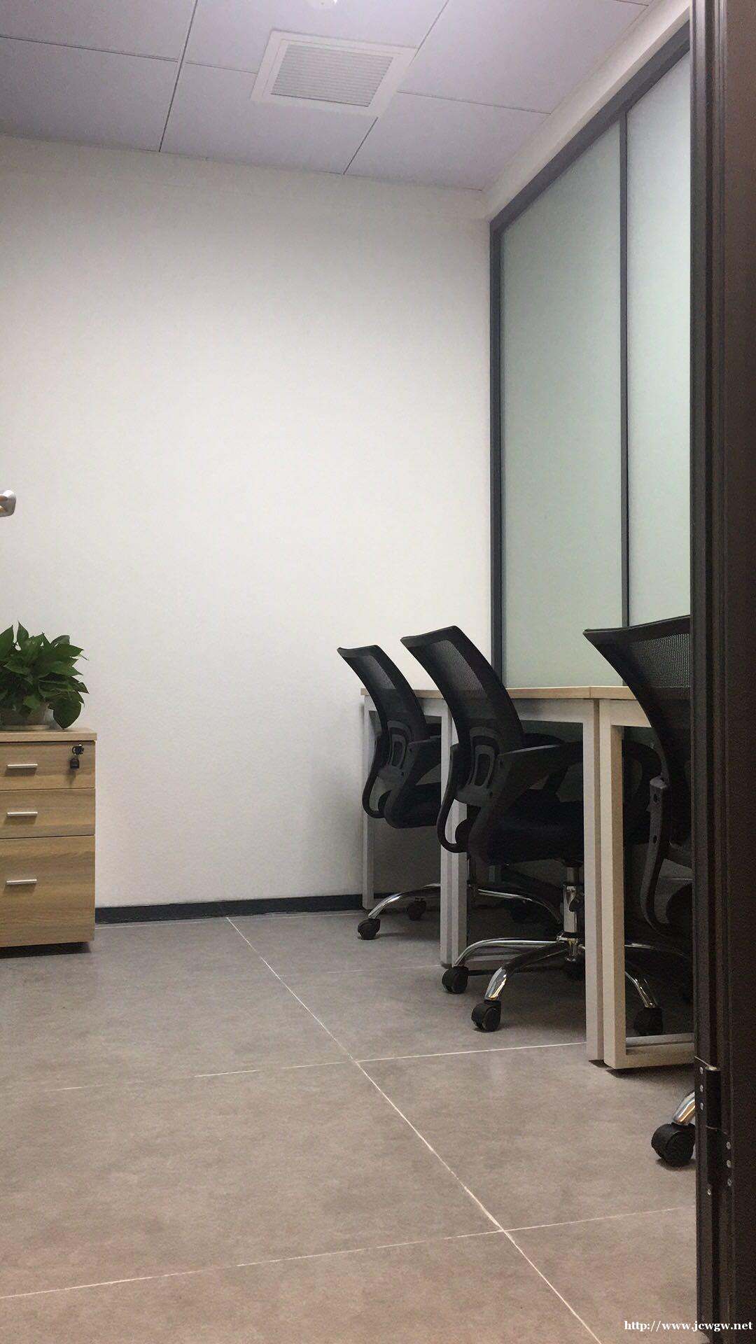 前海秘书处精装10至100平办公室出租或红本挂靠地址托管 前海秘书处精装10至100平办公室出租或红本挂靠地址托管