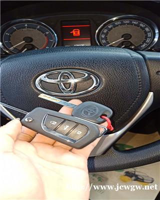 汽车锁坏了要怎么开?腾冲汽车开锁公司为您解决 汽车锁坏了要怎么开?腾冲汽车开锁公司为您解决