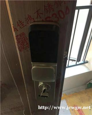 防盗门换锁芯时需要注意的一些事项,喀什市换锁去哪里? 防盗门换锁芯时需要注意的一些事项,喀什市换锁去哪里?