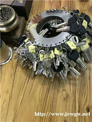 怎么样找一个正规开锁公司? 怎么样找一个正规开锁公司?