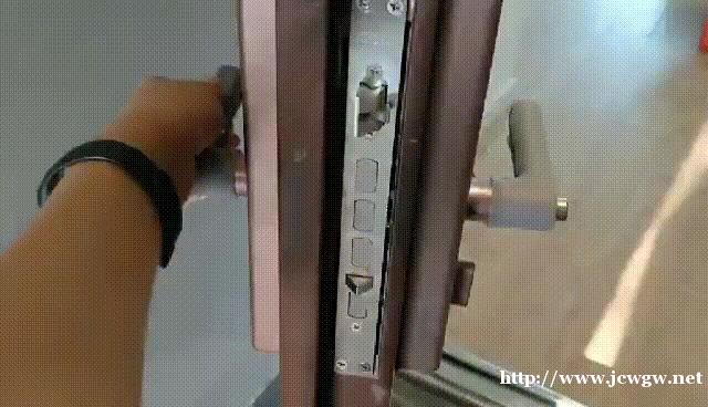 胶南开锁谈谈家庭防盗门锁保养有妙招 胶南开锁谈谈家庭防盗门锁保养有妙招