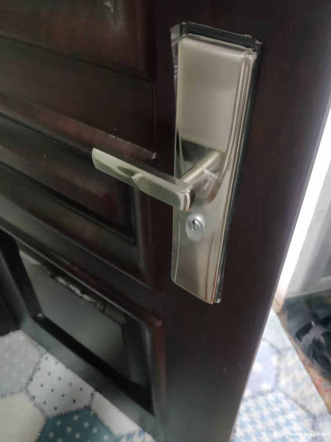 泰安开锁一定要找正规单位;价格实惠;证件齐全;专业开锁才能保 泰安开锁一定要找正规单位;价格实惠;证件齐全;专业开锁才能保