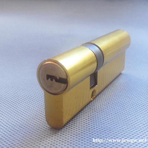 为什么买把锁只要几十,而在泰安地区上门开锁却收费200?开锁 为什么买把锁只要几十,而在泰安地区上门开锁却收费200?开锁