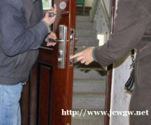 如何选择有公安机关备案的开锁公司呢?