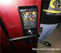 郫县防盗门开锁换锁多少钱?防盗门开锁换锁注意事项有哪些?