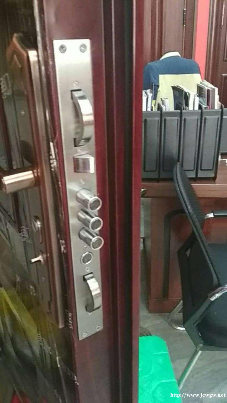 合肥政务区开锁换锁/政务区修锁电话/24小时上门 合肥政务区开锁换锁/政务区修锁电话/24小时上门