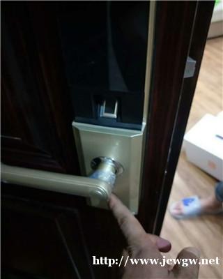 青州开锁讲讲指纹密码锁到底安全不安全? 青州开锁讲讲指纹密码锁到底安全不安全?