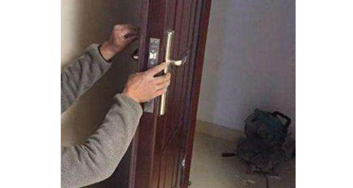 遂平县乔记开锁中心告诉大家如何正确润滑锁具的方法 遂平县乔记开锁中心告诉大家如何正确润滑锁具的方法