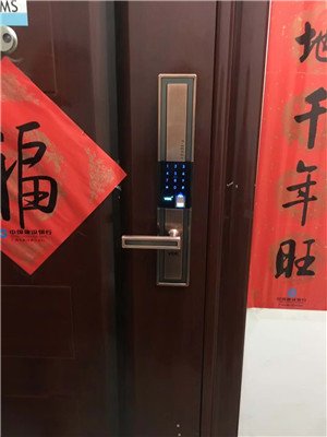 指纹锁出现不能记录指纹的情况使用没有损伤的手指来设置 指纹锁出现不能记录指纹的情况使用没有损伤的手指来设置