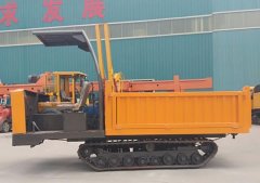 成都四不像履带运输车 多功能履带自卸翻斗拉木头履带运输车