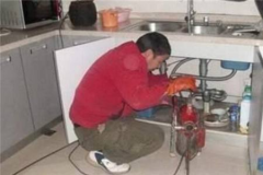 泉港疏通下水道如何解决厨房下水管道油脂凝固堵塞问题？