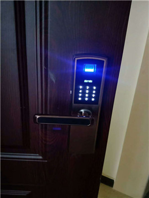 锁具的维护保养呢?指纹解锁是生活中不可缺少的锁具 锁具的维护保养呢?指纹解锁是生活中不可缺少的锁具