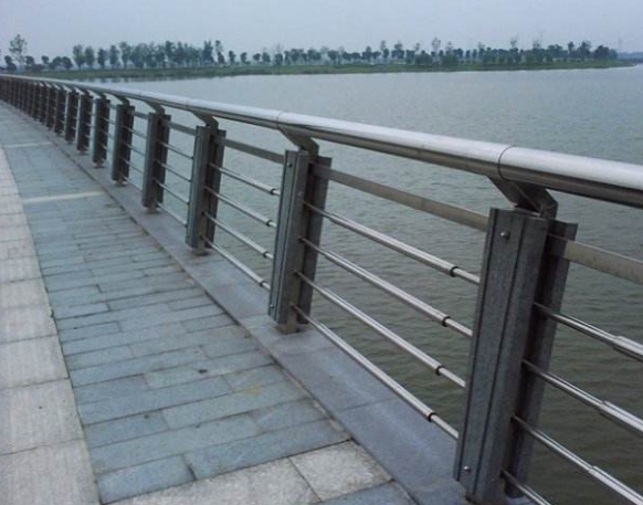 河道专用护栏@汕尾河道专用护栏@河道专用护栏出厂价格 河道专用护栏@汕尾河道专用护栏@河道专用护栏出厂价格