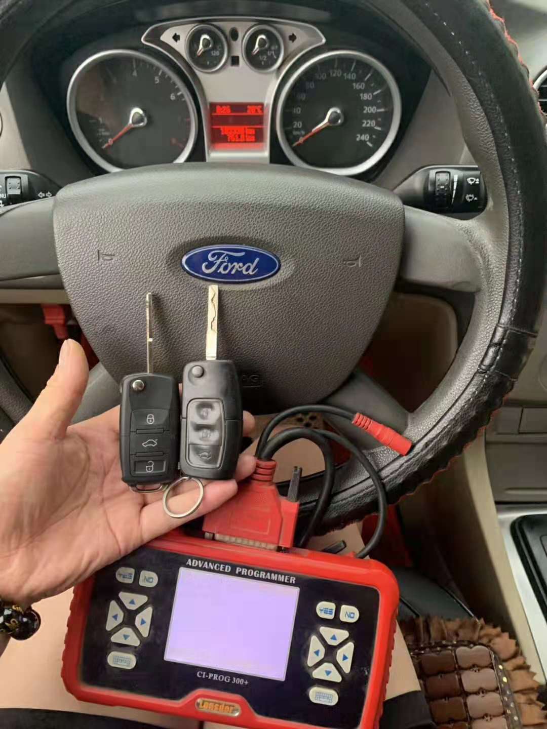 宝鸡开锁解析汽车钥匙匹配专业设备几类方式 宝鸡开锁解析汽车钥匙匹配专业设备几类方式