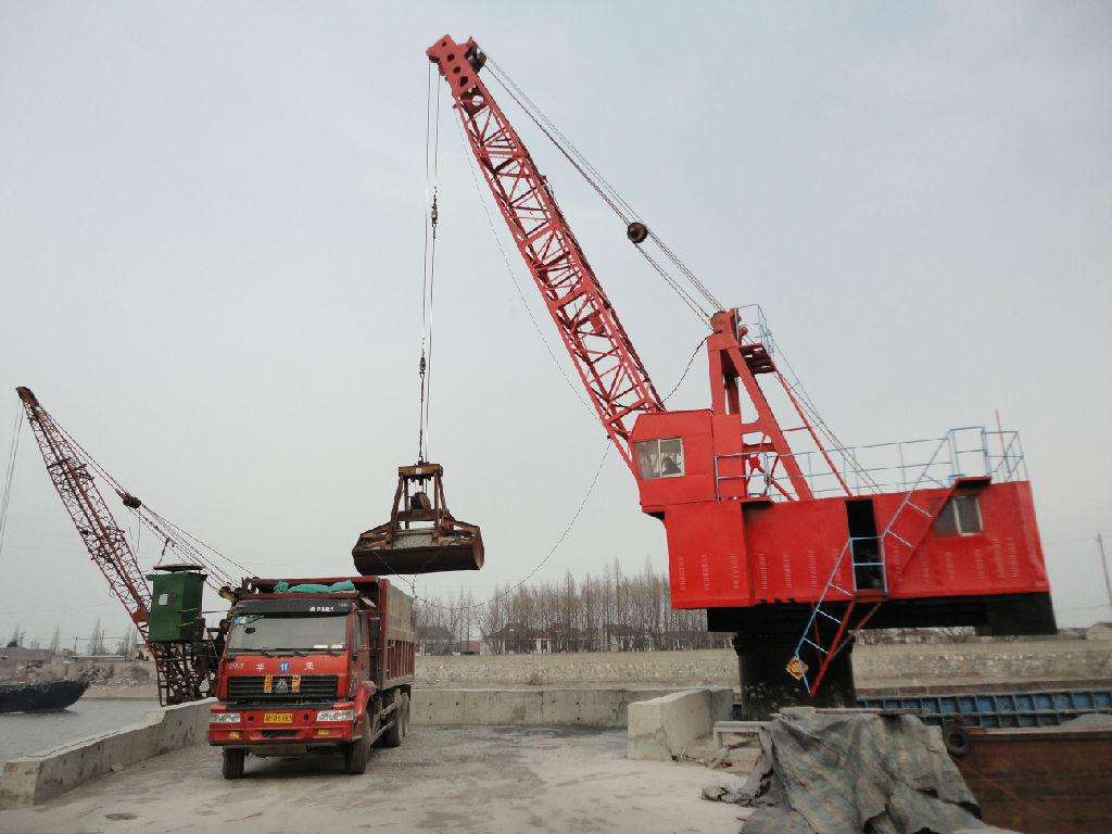 上海周边城市二手码头吊回收 废旧鸭嘴式码头吊回收 上海周边城市二手码头吊回收 废旧鸭嘴式码头吊回收