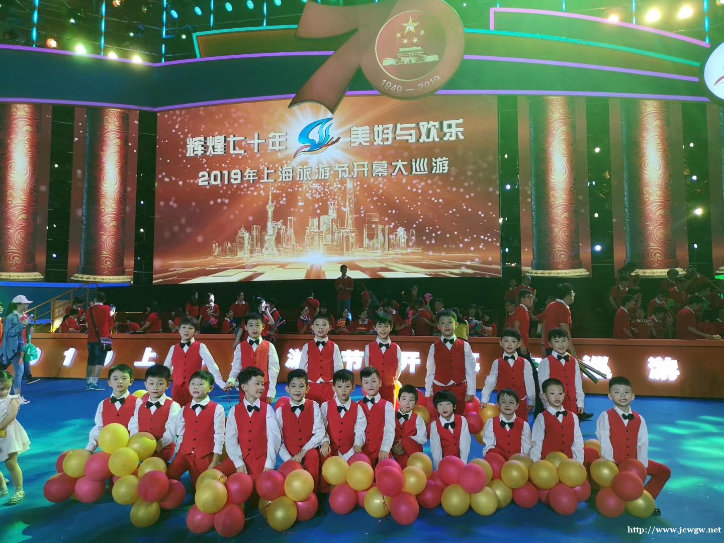 小荧星艺术培训一对一火热报名中 小荧星艺术培训一对一火热报名中