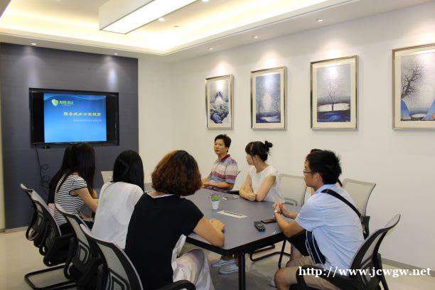 可申请一般纳税人房租水电全包只需888【精装办公室】 可申请一般纳税人房租水电全包只需888【精装办公室】