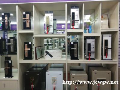 金沙开锁师傅告诉你遥控钥匙不能打开汽车门的解决办法 金沙开锁师傅告诉你遥控钥匙不能打开汽车门的解决办法