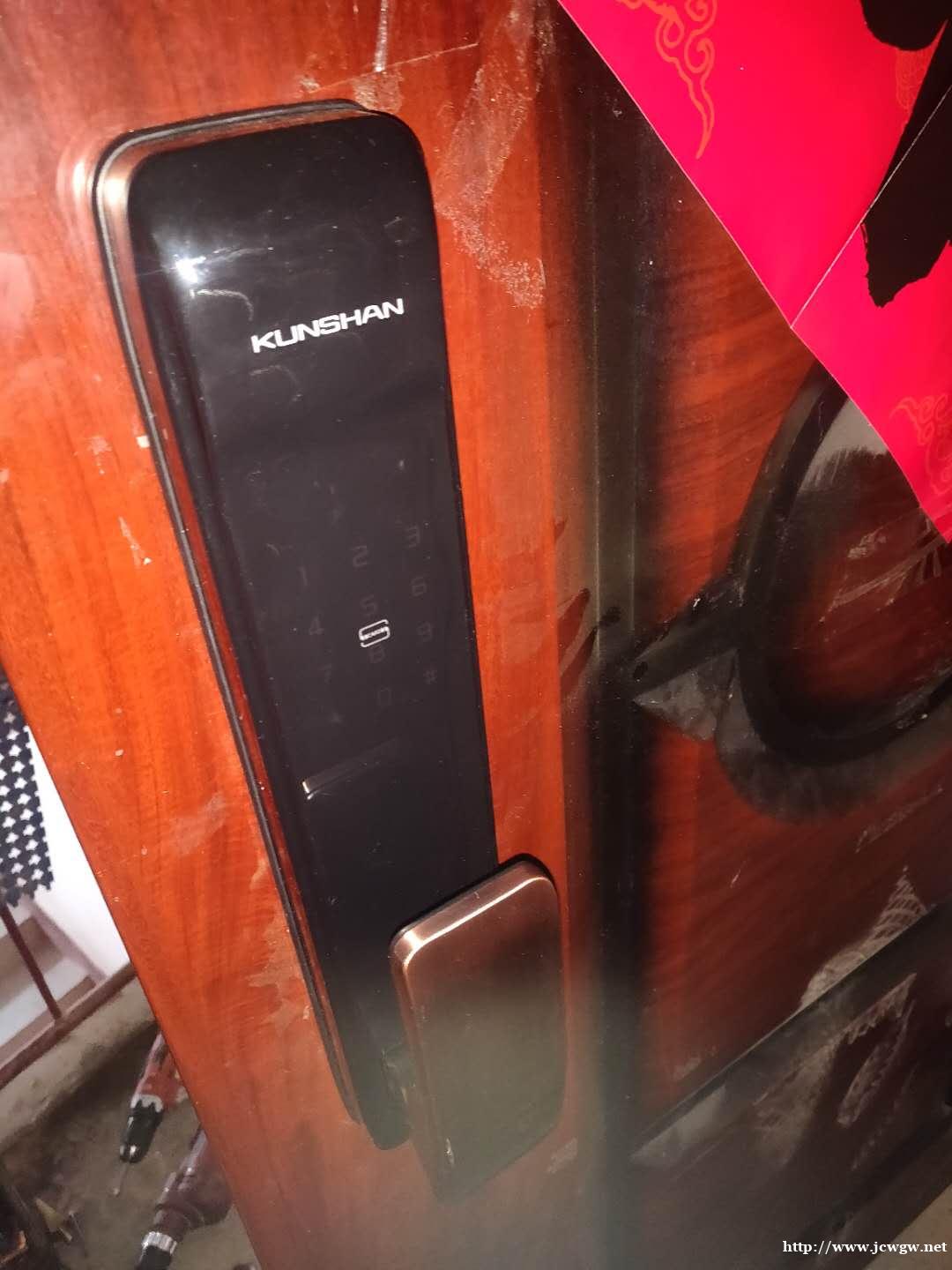 温宿县开锁师傅告诉你什么时候需要配汽车钥匙? 温宿县开锁师傅告诉你什么时候需要配汽车钥匙?