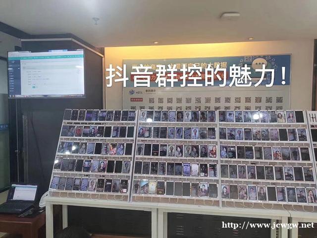 “央企队”直播带货,怎么做才能不想错过这个红利期呢? “央企队”直播带货,怎么做才能不想错过这个红利期呢?