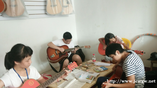 虎门琴行暑假乐器培训班吉他入门培训班架子鼓培训班 虎门琴行暑假乐器培训班吉他入门培训班架子鼓培训班