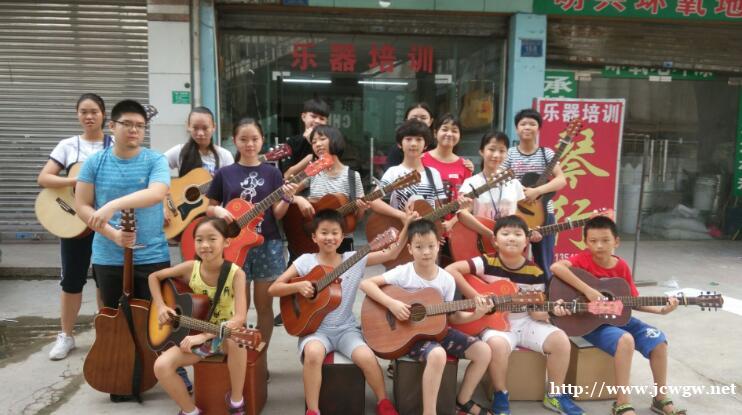 虎门琴行暑假乐器培训班吉他入门培训班架子鼓培训班 虎门琴行暑假乐器培训班吉他入门培训班架子鼓培训班