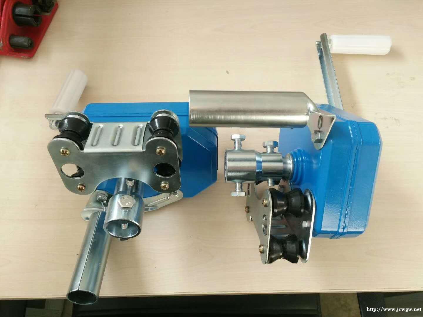 卷膜器手动卷膜器温室大棚泊头鼎真卷膜器厂家 卷膜器手动卷膜器温室大棚泊头鼎真卷膜器厂家