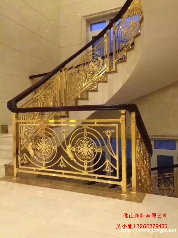 铜雕刻楼梯设计 定制别墅铜护栏不用烦恼 铜雕刻楼梯设计 定制别墅铜护栏不用烦恼