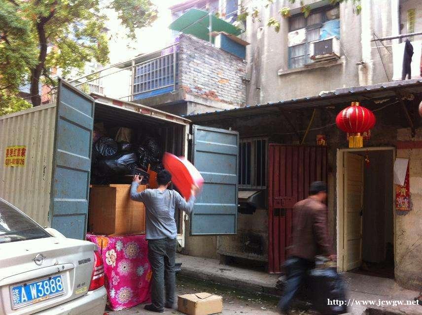 消费者拨打海盐搬家公司电话挑选搬家公司应该看重服务质量 消费者拨打海盐搬家公司电话挑选搬家公司应该看重服务质量