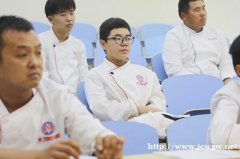 那些人适合厨师行业