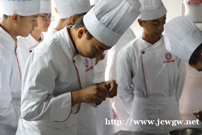 学西点去哪个学校 学西点去哪个学校