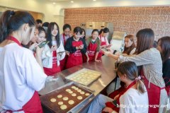 学厨师应该去什么样厨师学校