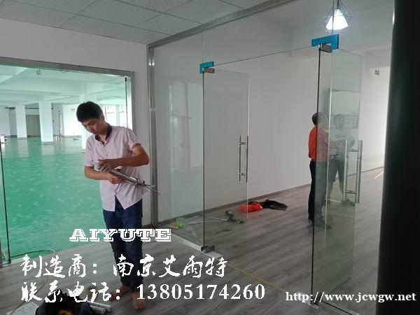 南京别墅镜子安装 南京别墅镜子安装