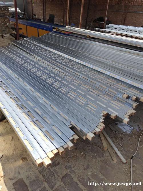 创新钢木龙骨 钢木龙骨制造商 创新钢木龙骨 钢木龙骨制造商