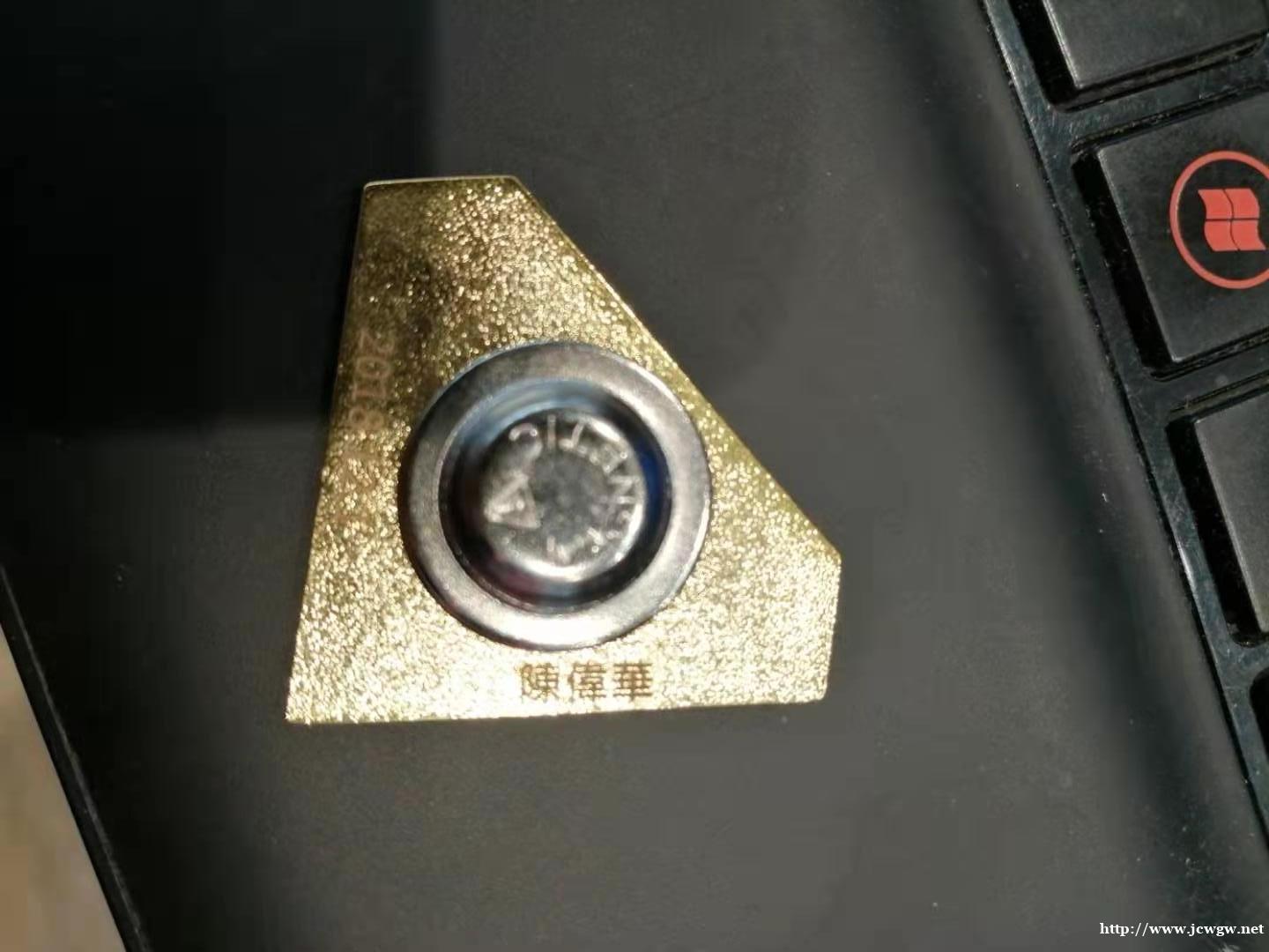 马拉松赛金属奖牌现场刻字机出租 马拉松赛金属奖牌现场刻字机出租