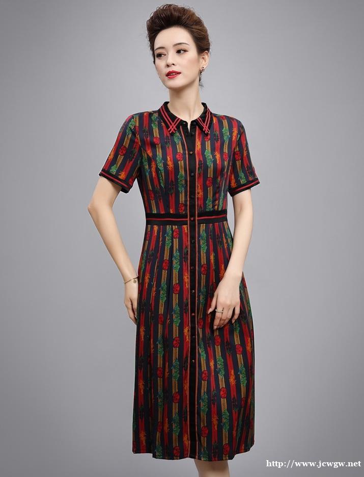 广东女装批发市场 香云纱连衣裙 古典优雅女裙货源 广东女装批发市场 香云纱连衣裙 古典优雅女裙货源