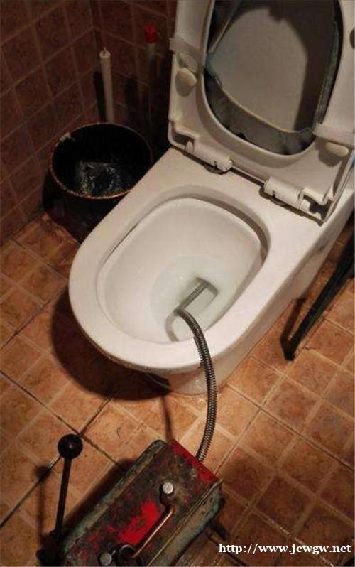 太原大东关找马桶疏通师傅上门 太原大东关找马桶疏通师傅上门