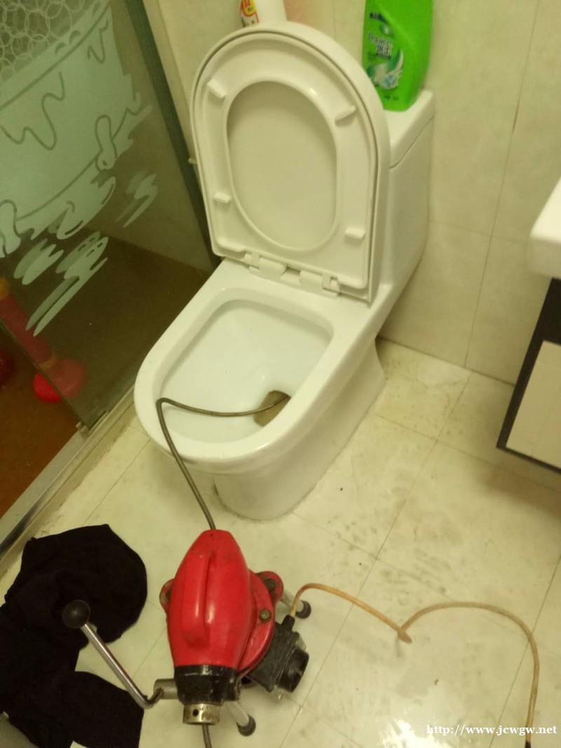 太原大东关找马桶疏通师傅上门 太原大东关找马桶疏通师傅上门