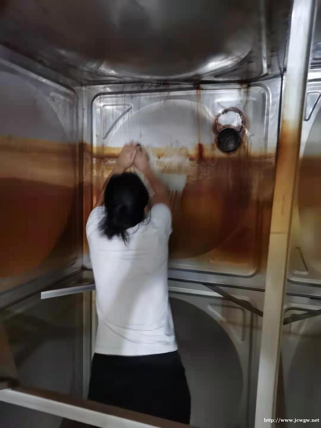 广州荔湾区学校水池清水池出租房楼顶水箱清洗 消毒找洪升专业公 广州荔湾区学校水池清水池出租房楼顶水箱清洗 消毒找洪升专业公