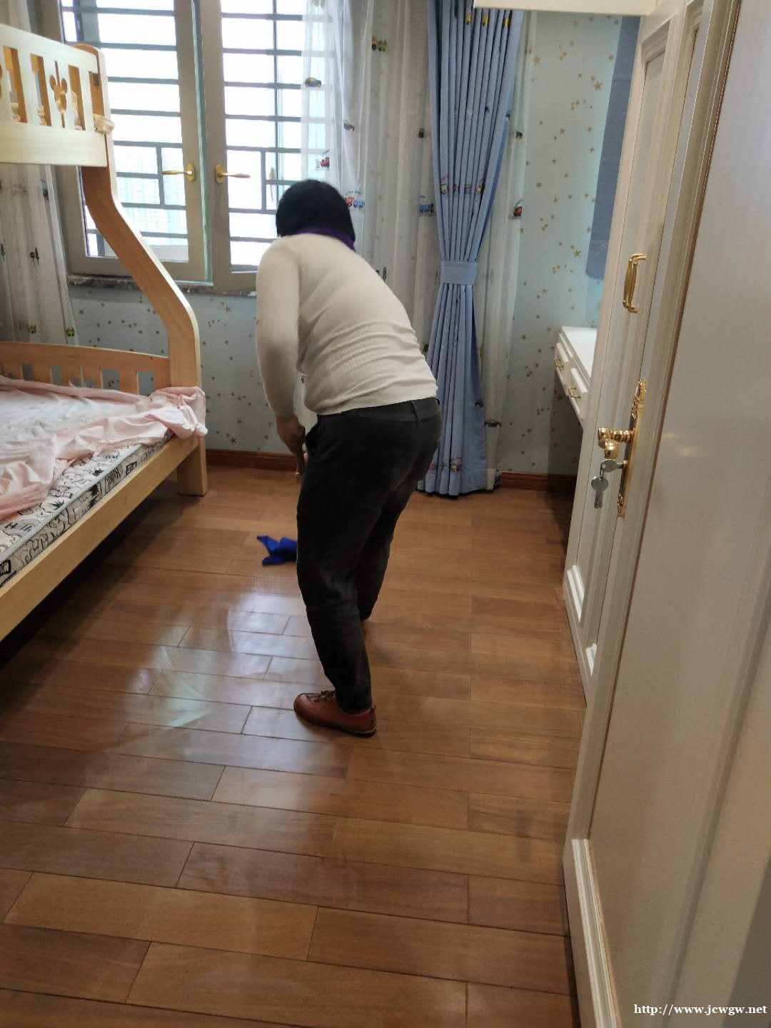 广州黄埔大道华侨医院翠湖山庄开荒清洁打蜡服务 广州黄埔大道华侨医院翠湖山庄开荒清洁打蜡服务