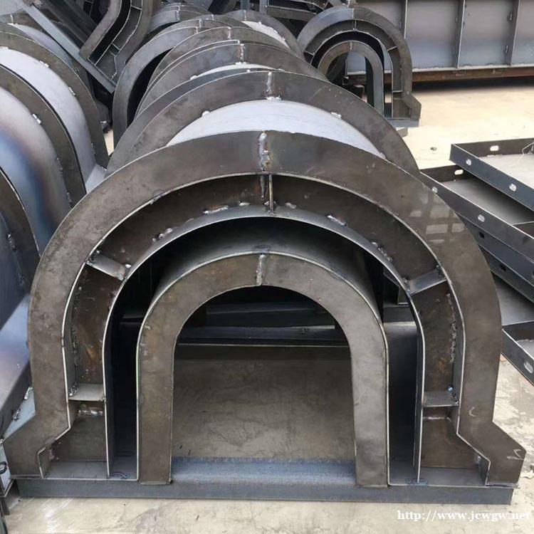 公路水泥槽模具工艺精良,河道U型水泥槽模具厂家现货 公路水泥槽模具工艺精良,河道U型水泥槽模具厂家现货