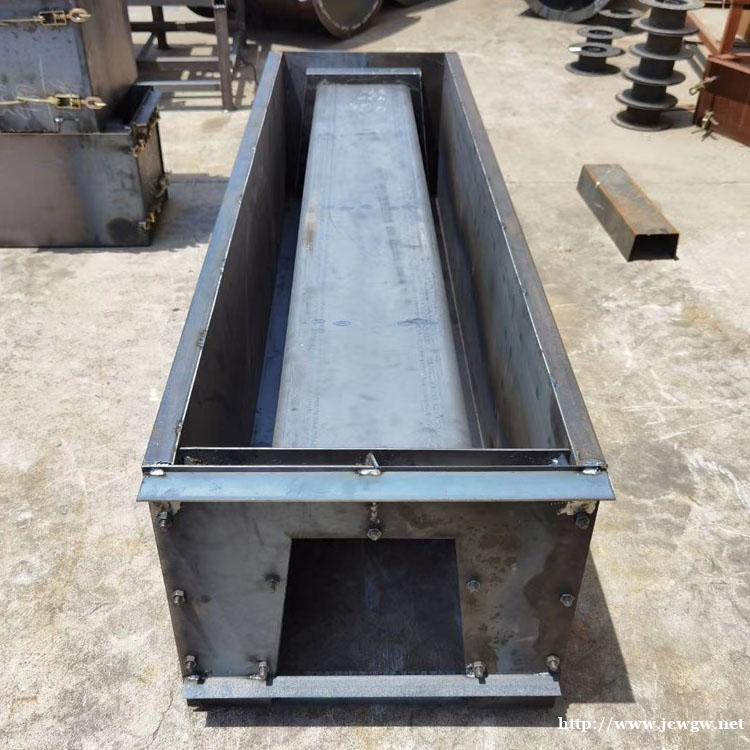 公路水泥槽模具工艺精良,河道U型水泥槽模具厂家现货 公路水泥槽模具工艺精良,河道U型水泥槽模具厂家现货