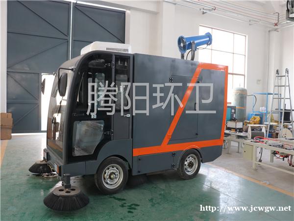 TY-2400型电动驾驶式扫地车 TY-2400型电动驾驶式扫地车