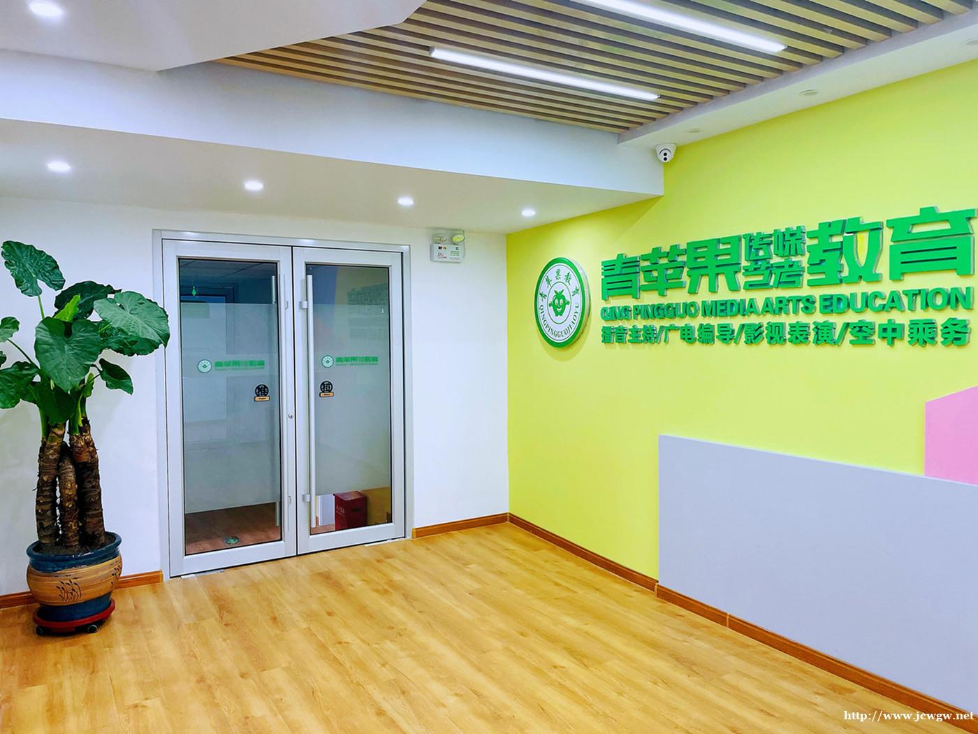 兰州艺考培训学校兰州播音主持培训兰州表演培训 兰州艺考培训学校兰州播音主持培训兰州表演培训