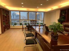 118方办公室物业直租 拎包入住 免费停车家具齐全