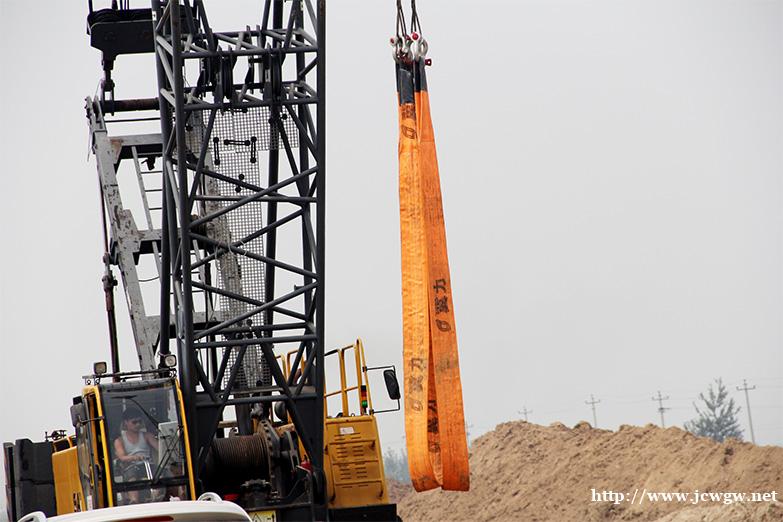 扁平吊装带两个标签的由来 扁平吊装带两个标签的由来