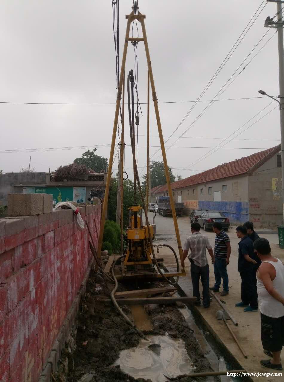 河北冀探机械轮式钻井设备XYX-200小型液压钻井机 石头土 河北冀探机械轮式钻井设备XYX-200小型液压钻井机 石头土