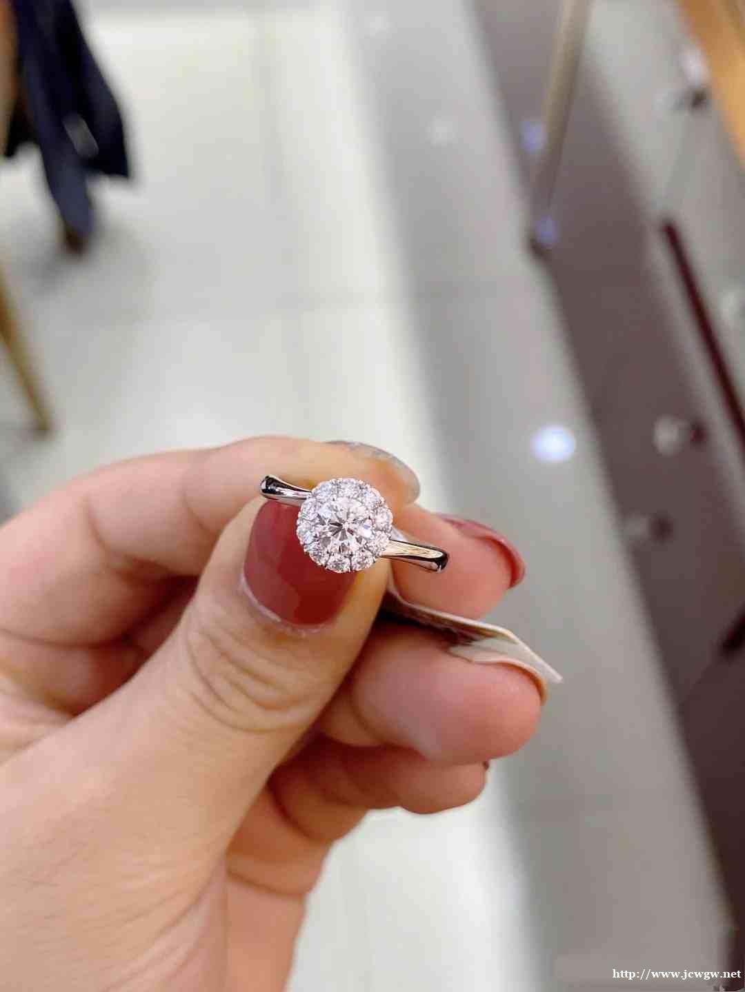 乐山有可以正规回收钯金项链的店铺 乐山有可以正规回收钯金项链的店铺