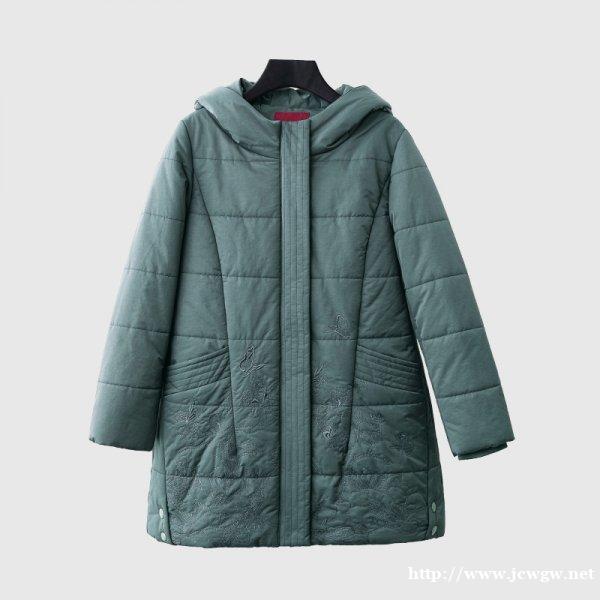 深圳品牌中大淑妈妈装美迪菲棉衣加厚刺绣重工款大码女装工厂折扣 深圳品牌中大淑妈妈装美迪菲棉衣加厚刺绣重工款大码女装工厂折扣