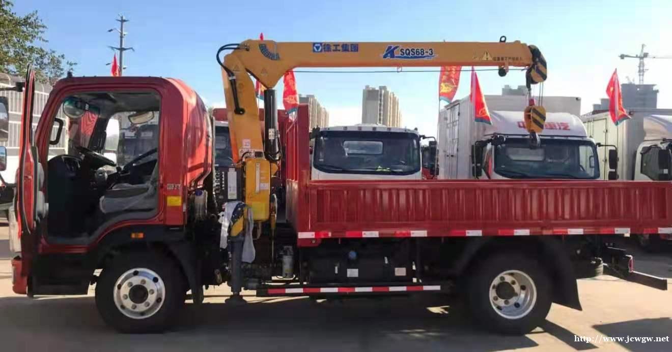 山东青岛随车吊在哪买便宜 山东青岛随车吊在哪买便宜